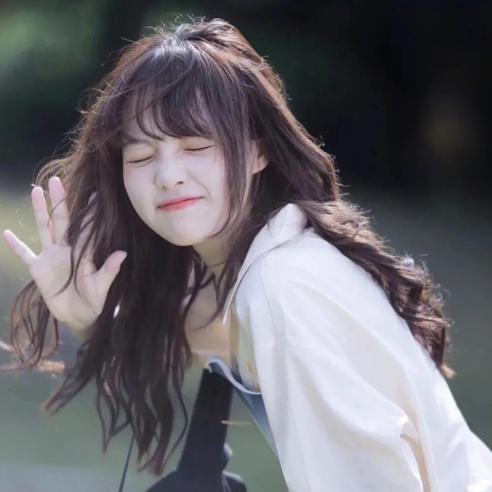 黑暗中的十个女人